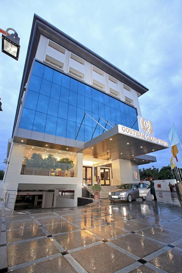 高萨姆大酒店-泰纳利 客房 照片